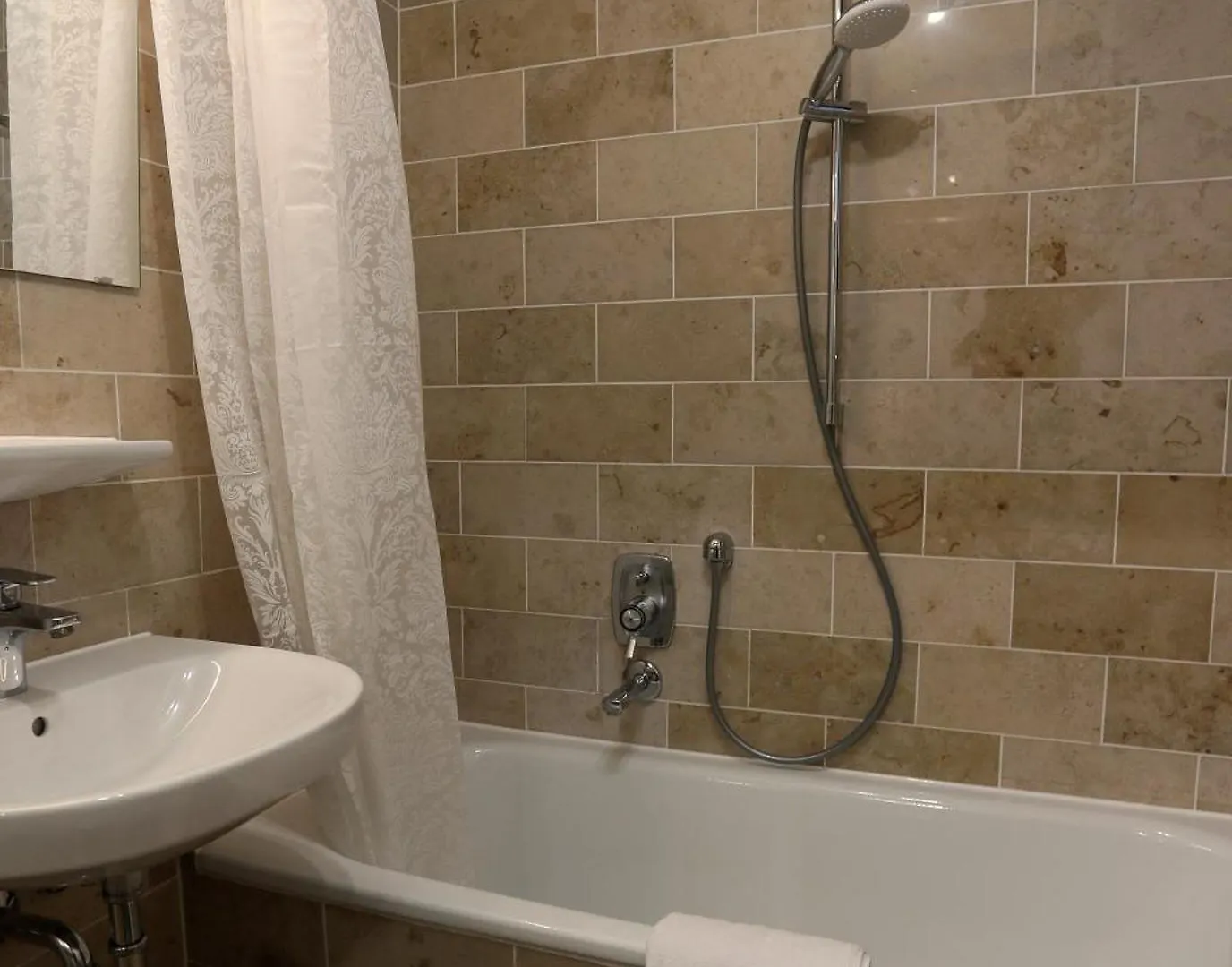 Апартаменты 10 Min Subway U-Bahn To Marienplatz 130 M2 - 4Br - 2Bath Мюнхен